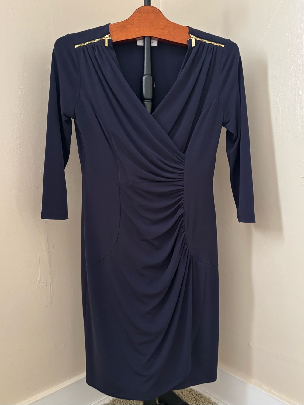 Calvin Klein Dress Women's Navy Blue Ruched Faux-Wrap w Gold Zipper Shoulder Sz4